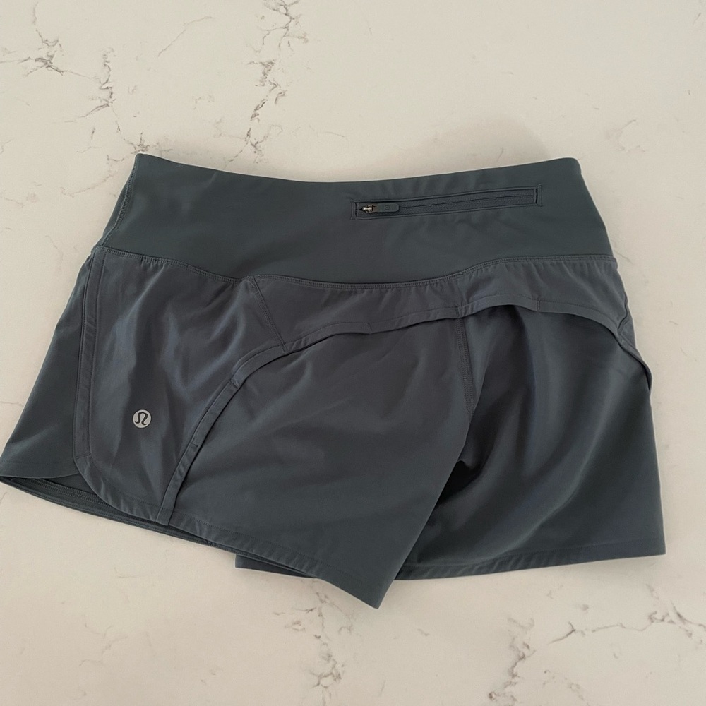 Lululemon Speed Up short